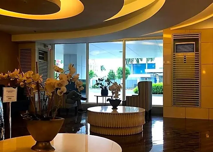 Awesome Location, Walking Distance To Mall Of アパート マニラ市
